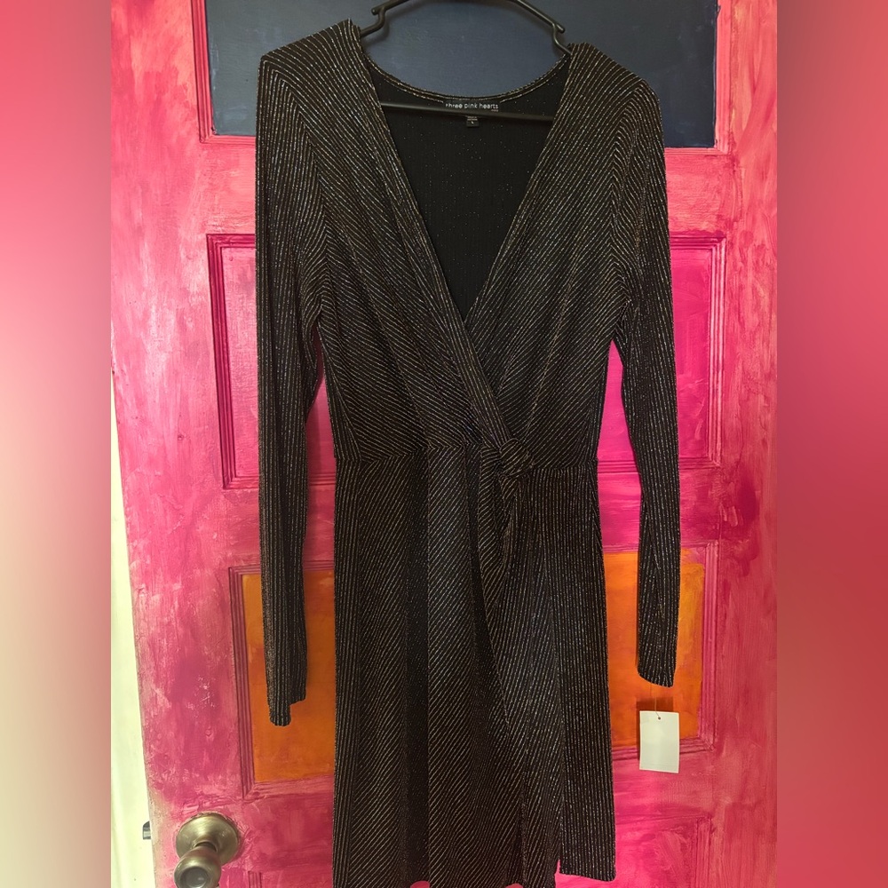 Three Hearts Black and Gold Long Sleeve Dress